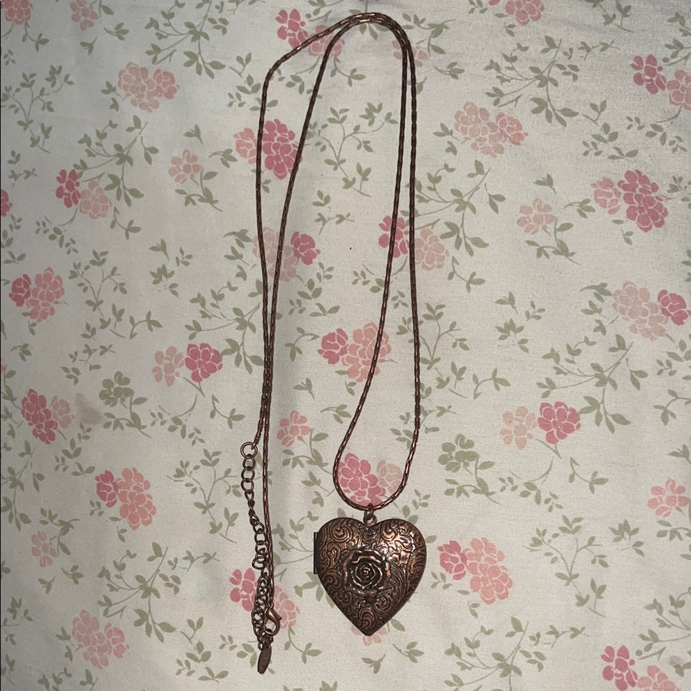 Vintage Rose Heart Necklace